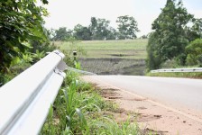 นายกจอย (นายก อบจ.ตาก) ลงพื้นที่ตรวจติดตั้งเครื่องหมายจราจรและอำนวยความปลอดภัย