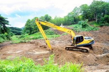 นายกจอย นายก อบจ.ตาก ลงพื้นที่ตรวจการทำงานของเครื่องจักร บ้านปางส้าน ต.บ้านด่านแม่ละเมา อ.แม่สอด