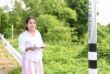 นายกจอย (นายก อบจ.ตาก) ลงพื้นที่ตรวจติดตั้งเครื่องหมายจราจรและอำนวยความปลอดภัย  อ.แม่ระมาด  