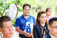 นายก อบจ.ตาก (นายกจอย)  ร่วมพิธีมอบสื่อการเรียนการสอนโรงเรียนทุ่งฟ้าวิทยา