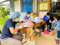 วันที่ 19,20,25และ27 มิถุนายน 2568 น.ส.พนิดา ตลับทอง เจ้าพนักงานทันตสาธารณสุขปฎิบัติงาน น.ส.โสภา วรนารถวิชัย ผู้ช่วยทันตกรรม จนท.รพ.สต.บ้านสันป่าไร่ ร่วมกับ จนท.ฝ่ายทันตกรรม รพ.แม่ระมาดและจนท.รพ.สต.บ้านทุ่งมะขามป้อม ออกให้บริการตรวจสุขภาพช่องปากประจำปี เค