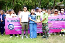 นายกอบจ.ตาก (นายกจอย) พบปะผู้เข้าร่วมโครงการส่งเสริมความรู้ด้านการมีส่วนร่วมในการพัฒนาท้องถิ่นจังหวัดตาก