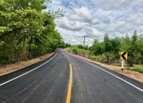 นายกจอย (นายก อบจ.ตาก) ลงพื้นที่ตรวจติดตามโครงการปรับปรุงถนนโดยซ่อมแซมเป็นผิวทางแอสฟัลท์ติกคอนกรีต ในพื้นที่ อ.แม่ระมาด งบประมาณ 9,203,700 บาท 