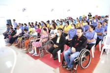 อบจ.ตาก รับมอบอุปกรณ์การแพทย์จากภาคเอกชน เพื่อส่งเสริมคุณภาพชีวิต ตามมาตรการส่งเสริมการลงทุนเพื่อพัฒนาชุมชนและสังคม (CSR-BOI) 