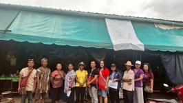 18-19 กรกฎาคม 2568 รพ.สต.บ้านสันป่าไร่ ร่วมกับเครือข่ายคุ้มครองผู้บริโภคตำบลพระธาตุ ออกตรวจร้านขายของชำ จำนวน 36 ร้าน พบว่ามีการจำหน่ายยาที่ห้ามจำหน่าย สินค้าหมดอายุและเครื่องสำอางที่ห้ามจำหน่าย ได้มีการให้ความรู้ เกี่ยวกับการดูวันหมดอายุ ดูเครื่องหมายอย.