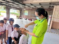 23 ก.ค.68 รพ.สต.บ้านสันป่าไร่ ฉีดวัคซีนให้แก่นักเรียน ชั้น ป.1 และ ป.2 ปีการศึกษา 2568 (ที่ไม่มีประวัติการได้รับวัคซีน/มีประวัติได้รับวัคซีนไม่ครบตามเกณฑ์) ครั้งที่ 1 จำนวน 4 ร.ร. 28 ราย