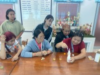 3 สิงหาคม 2568 นายอดิศร เทียนพานิช ผอ.รพ.บ้านสันป่าไร่ ร่วมกับ อสม.นักวิทยาศาสตร์การแพทย์ชุมชนและ อสม. หมู่ที่2 บ้านตีนธาตุ ตรวจสารปนเปื้อนในอาหารสด จำนวน 5 ร้าน 