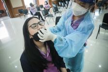 อบจ.ตาก ตรวจคัดกรองด้วยชุดตรวจ Atigen Test Kid (ATK) ให้แก่บุคลากรในสังกัด ตามนโยบาย นายก อบจ.ตาก เพื่อป้องกันการแพร่ระบาดของโรค covid-19