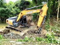 นายกจอย (นายก อบจ.ตาก) สนับสนุนเครื่องจักรพร้อมน้ำมันเชื้อเพลิง งบประมาณ 16,000 บาท ในพื้นที่ ต.แม่ระมาด อ.แม่ระมาด 