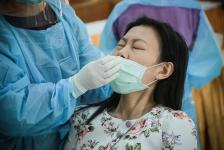 อบจ.ตาก ตรวจคัดกรองด้วยชุดตรวจ Atigen Test Kid (ATK) ให้แก่บุคลากรในสังกัด ตามนโยบาย นายก อบจ.ตาก เพื่อป้องกันการแพร่ระบาดของโรค covid-19