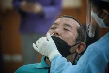 อบจ.ตาก ตรวจคัดกรองด้วยชุดตรวจ Atigen Test Kid (ATK) ให้แก่บุคลากรในสังกัด ตามนโยบาย นายก อบจ.ตาก เพื่อป้องกันการแพร่ระบาดของโรค covid-19