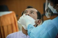 อบจ.ตาก ตรวจคัดกรองด้วยชุดตรวจ Atigen Test Kid (ATK) ให้แก่บุคลากรในสังกัด ตามนโยบาย นายก อบจ.ตาก เพื่อป้องกันการแพร่ระบาดของโรค covid-19