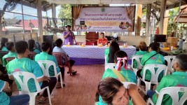 4 กันยายน 2568 นายอดิศร เทียนพานิช ผอ.รพ.สต.บ้านสันป่าไร่ เป็นวิทยากรอบรมให้ความรู้โครงการพระราชดำริด้านสาธารณสุข โครงการควบคุมและป้องกันโรคขาดสารไอโอดีน หมู่ที่ 5 บ้านสันป่าไร่ 