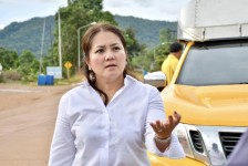 นายกจอย (นายก อบจ.ตาก) ตรวจติดตามโครงการถนนปลอดภัย อ.พบพระ งบประมาณ 471,400 บาท 