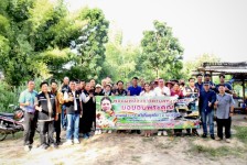 นายกจอย (นายก อบจ.ตาก) สนับสนุนเครื่องจักรกลพร้อมน้ำมันเชื้อเพลิง 170,000 บาท ขุดลอกลำห้วยในพื้นที่ ต.ทุ่งกระเชาะ อ.บ้านตาก 