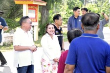 นายกจอย (นายก อบจ.ตาก) สนับสนุนเครื่องจักรกลพร้อมน้ำมันเชื้อเพลิง 170,000 บาท ขุดลอกลำห้วยในพื้นที่ ต.ทุ่งกระเชาะ อ.บ้านตาก 