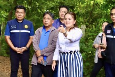 นายกจอย (นายกอบจ.ตาก) ตรวจติดตามการทำงานของเครื่องจักร ปรับปรุงซ่อมแซมไหล่ทาง และ ปรับภูมิทัศน์ งบประมาณ 12,000 บาท