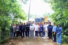 นายกจอย (นายกอบจ.ตาก) ตรวจติดตามการทำงานของเครื่องจักร ปรับปรุงซ่อมแซมไหล่ทาง และ ปรับภูมิทัศน์ งบประมาณ 12,000 บาท