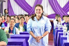 นายก อบจ.ตาก (นายกจอย) สนับสนุนงบประมาณจัดซื้อพร้อมส่งมอบสื่อการเรียนการสอนให้แก่โรงเรียน 5 โรงเรียนในเขต อ.พบพระ งบประมาณรวม 500,000 บาท ณ โรงเรียนรวมไทยพัฒนา 1 อ.พบพระ จ.ตาก