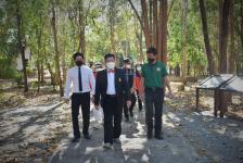 นายกองค์การบริหารส่วนจังหวัดตาก ในฐานะผู้อำนวยการอุทยานธรณีไม้กลายเป็นหินตากลงพื้นที่เพื่อหารือแนวทางการพัฒนาและประชาสัมพันธ์ การท่องเที่ยวเชิงธรณีวิทยา ณ อุทยานแห่งชาติดอยสอยมาลัย - ไม้กลายเป็นหิน จังหวัดตาก