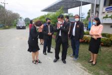 นายก อบจ.ตาก ลงพื้นที่ตรวจเยี่ยมและให้กำลังใจเจ้าหน้าที่ผู้ปฏิบัติงาน ณ โรงพยาบาลส่งเสริมสุขภาพตำบลบ้านปากห้วยไม้งาม อำเภอเมืองตาก จังหวัดตาก 