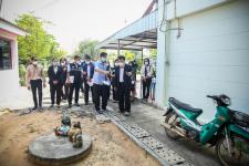 นายกองค์การบริหารส่วนจังหวัดตาก พร้อมด้วย คณะผู้บริหารและเจ้าหน้าที่ องค์การบริหารส่วนจังหวัดตาก ลงพื้นที่ตรวจเยี่ยมและให้กำลังใจเจ้าหน้าที่ผู้ปฏิบัติงาน ตามแผนการตรวจเยี่ยมพื้นที่ สถานีอนามัยเฉลิมพระเกียรติฯ และโรงพยาบาลส่งเสริมสุขภาพตำบล