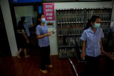 นายกองค์การบริหารส่วนจังหวัดตาก พร้อมด้วย คณะผู้บริหารและเจ้าหน้าที่ องค์การบริหารส่วนจังหวัดตาก ลงพื้นที่ตรวจเยี่ยมและให้กำลังใจเจ้าหน้าที่ผู้ปฏิบัติงาน ตามแผนการตรวจเยี่ยมพื้นที่ สถานีอนามัยเฉลิมพระเกียรติฯ และโรงพยาบาลส่งเสริมสุขภาพตำบล