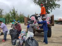 นายกองค์การบริหารส่วนจังหวัดตาก เป็นประธานในพิธีเปิดโครงการบริหารจัดการขยะมูลฝอยรวมและของเสียอันตรายชุมชน ประจำปีงบประมาณ พ.ศ. 2565