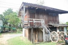 นายกองค์การบริหารส่วนจังหวัดตาก พร้อมด้วย คณะผู้บริหารและเจ้าหน้าที่ องค์การบริหารส่วนจังหวัดตาก ลงพื้นที่ตรวจเยี่ยมและให้กำลังใจเจ้าหน้าที่ผู้ปฏิบัติงาน ตามแผนการตรวจเยี่ยมพื้นที่ สถานีอนามัยเฉลิมพระเกียรติฯ และโรงพยาบาลส่งเสริมสุขภาพตำบล