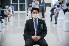 ายกองค์การบริหารส่วนจังหวัดตาก มอบหมายให้ นายฑีฆะพล ทวีเกื้อกูลกิจ รองนายกองค์การบริหารส่วนจังหวัดตาก ร่วมเป็นเกียรติในงานโครงการล้านโดส ล้านใจ ล้านความห่วงใยเพื่อชาวตาก