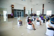 ายกองค์การบริหารส่วนจังหวัดตาก มอบหมายให้ นายฑีฆะพล ทวีเกื้อกูลกิจ รองนายกองค์การบริหารส่วนจังหวัดตาก ร่วมเป็นเกียรติในงานโครงการล้านโดส ล้านใจ ล้านความห่วงใยเพื่อชาวตาก