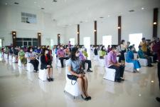 ายกองค์การบริหารส่วนจังหวัดตาก มอบหมายให้ นายฑีฆะพล ทวีเกื้อกูลกิจ รองนายกองค์การบริหารส่วนจังหวัดตาก ร่วมเป็นเกียรติในงานโครงการล้านโดส ล้านใจ ล้านความห่วงใยเพื่อชาวตาก