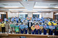 นายกองค์การบริหารส่วนจังหวัดตาก เป็นประธานเปิดโครงการจัดการขยะแบบมีส่วนร่วมตามหลัก 3rs ให้กับกลุ่มนักเรียนโรงเรียนอนุบาลตาก รุ่นที่ 1 จำนวน 50 คน