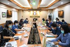 นางสาวเปรมกมล ธีโรภาส ปลัดองค์การบริหารส่วนจังหวัดตากเป็นประธานการประชุมคณะกรรมการสนับสนุนการจัดทำแผนพัฒนาองค์การบริหารส่วนจังหวัดตาก ครั้งที่ 1/2565