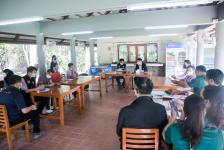 นายกองค์การบริหารส่วนจังหวัดตาก ในฐานะผู้อำนวยการอุทยานธรณีไม้กลายเป็นหินตากร่วมประชุมกับคณะกรมทรัพยากรธรณีเพื่อหารือเรื่องการจัดงาน บันทึกสถิติโลก “ไม้กลายเป็นหินที่ยาวที่สุดในโลก” ต่อ Guinness World Records