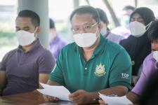 นายกองค์การบริหารส่วนจังหวัดตาก ในฐานะผู้อำนวยการอุทยานธรณีไม้กลายเป็นหินตากร่วมประชุมกับคณะกรมทรัพยากรธรณีเพื่อหารือเรื่องการจัดงาน บันทึกสถิติโลก “ไม้กลายเป็นหินที่ยาวที่สุดในโลก” ต่อ Guinness World Records