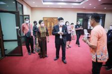 นายกองค์การบริหารส่วนจังหวัดตาก เป็นประธานในพิธีเปิดโครงการฝึกอบรมเสริมสร้างครอบครัวเข้มแข็งของสตรีและบุคคลในครอบครัว ประจำปีงบประมาณ พ.ศ. 2565 รุ่นที่ 2