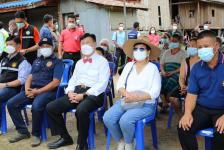 นายก อบจ.ตาก ลงพื้นที่สำรวจความเสียหาย และเร่งจัดหางบประมาณก่อสร้างสะพานข้ามลำห้วย ในพื้นที่ อำเภออุ้มผาง