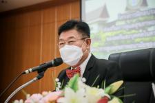 นายกองค์การบริหารส่วนจังหวัดตาก เป็นประธานในพิธีเปิดโครงการฝึกอบรมส่งเสริมการดูแลสุขภาพอนามัยที่ดีของสตรีและบุคคลในครอบครัว ประจำปีงบประมาณ พ.ศ. 2565 พร้อมด้วยว่าที่ ดร.ฑีฆะพล ทวีเกื้อกูลกิจ รองนายกองค์การบริหารส่วนจังหวัดตาก 