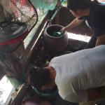 4/5/66 อสม.ม.2 บ้านตีนธาตุและม.3บ้านป่าไร่เหนือสำรวจและทำลายแหล่งเพาะพันธ์ลูกน้ำยุงลาย 100 เมตร รอบบ้านงานศพและงานแต่งงาน