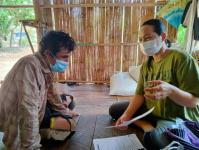 จนท.รพ.สต.บ้านสันป่าไร่ร่วมกับอสม.ม.3บ้านป่าไร่เหนือให้ความรู้ คำแนะนำเกี่ยวกับ 10 สัญญานเตือนเสี่ยงฆ่าตัวตายพร้อมทั้งติดป้าย 10 สัญญานเตือนเสี่ยงฆ่าตัวตาย จำนวน 278 หลังคาเรือน