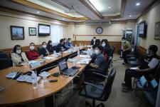 นายกองค์การบริหารส่วนจังหวัดตาก เป็นประธานในการประชุมแนวทางการดำเนินการถ่ายโอนภารกิจสถานีอนามัยเฉลิมพระเกียรติ 60 พรรษา นวมินทราชินี และโรงพยาบาลส่งเสริมสุขภาพตำบล