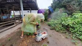 18/6/66 จนท.รพ.สต.บ้านสันป่าไร่ร่วมกับอสม.ม.3บ้านจบปิ ควบคุมโรคไข้เลือดออกรอบ2 เคสดญ.เพ็ญพิชชา ธาราคีรีและรอบแรก ดช.ณัฐคุณ พงษ์ไทย