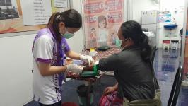 20 มิ.ย.66 จนท.รพ.สต.บ้านสันป่าไร่ เจาะเลือด,ตรวจปัสสาวะ คนไข้โรคความดันโลหิตสูง ที่รับยาที่ รพ.สต.บ้านสันป่าไร่ จำนวน 16 ราย