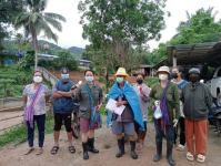 23/6/66 จนท.รพ.สต.บ้านสันป่าไร่ร่วมกับอสม.ม.3บ้านป่าไร่เหนือ ควบคุมโรครอบ2 เคสนางจ้าวา ภูมิพระธาตุ