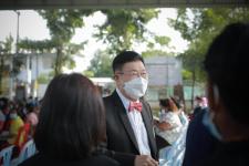 นายก อบจ.ตาก นำวัคซีน Moderna (รอบแรก) ลงพื้นที่ฉีดให้กับประชาชนกลุ่มเปราะบาง  เริ่มต้นที่อำเภอวังเจ้า จังหวัดตาก