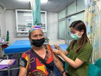 19/7/66 รพ.สต.บ้านสันป่าไร่ ฉีดวัคซีนป้องกันไข้หวัดใหญ่ กลุ่มเด็กอายุ 6 เดือน ถึง 2 ปี (เข็ม 2) และกลุ่มเสี่ยง รวม 20 ราย สรุปยอดรวมทั้งหมด 180 ราย ครบตามยอดจัดสรรวัคซีนที่ได้รับในปี 2566