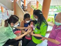 26/7/66 รพ.สต.บ้านสันป่าไร่ ให้บริการ ฉีดวัคซีนนักเรียน ชั้น ป.1 ที่ไม่มีประวัติหรือมีประวัติการได้รับวัคซีนไม่ครบตามเกณฑ์มาตรฐานงานสร้างเสริมภูมิคุ้มกันโรค จำนวน 5 โรงเรียนในเขตรับผิดชอบ รวม 31 คน