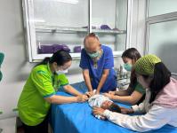 9866 รพ.สต.บ้านสันป่าไร่ ให้บริการฉีดวัคซีนเด็ก อายุ 0-5 ปี จำนวน 23 คน และตรวจสุขภาพช่องปาก , เคลือบฟลูออไรด์ , เจาะเลือดตรวจ Hct , จ่ายยา para syr และ ferrous syr