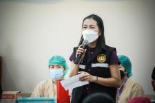 นายก อบจ.ตาก นำวัคซีน Moderna (รอบแรก) ลงพื้นที่ฉีดให้กับประชาชนกลุ่มเปราะบาง ในพื้นที่อำเภอบ้านตาก จังหวัดตาก